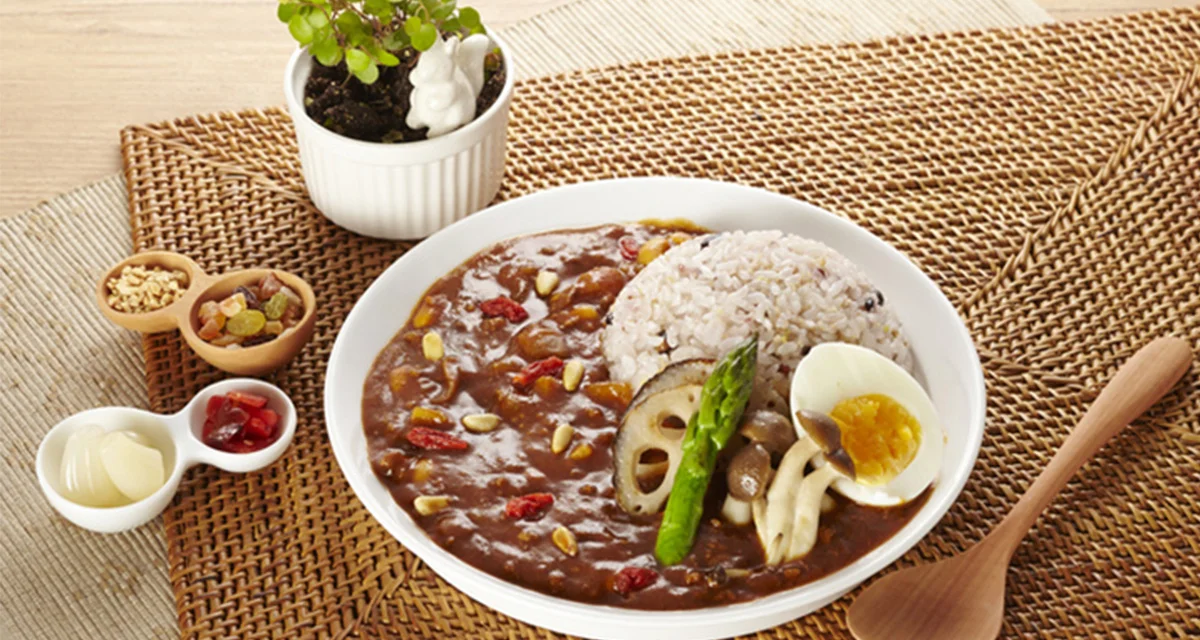 カレーにらっきょうが添えられるようになったのはなぜ？