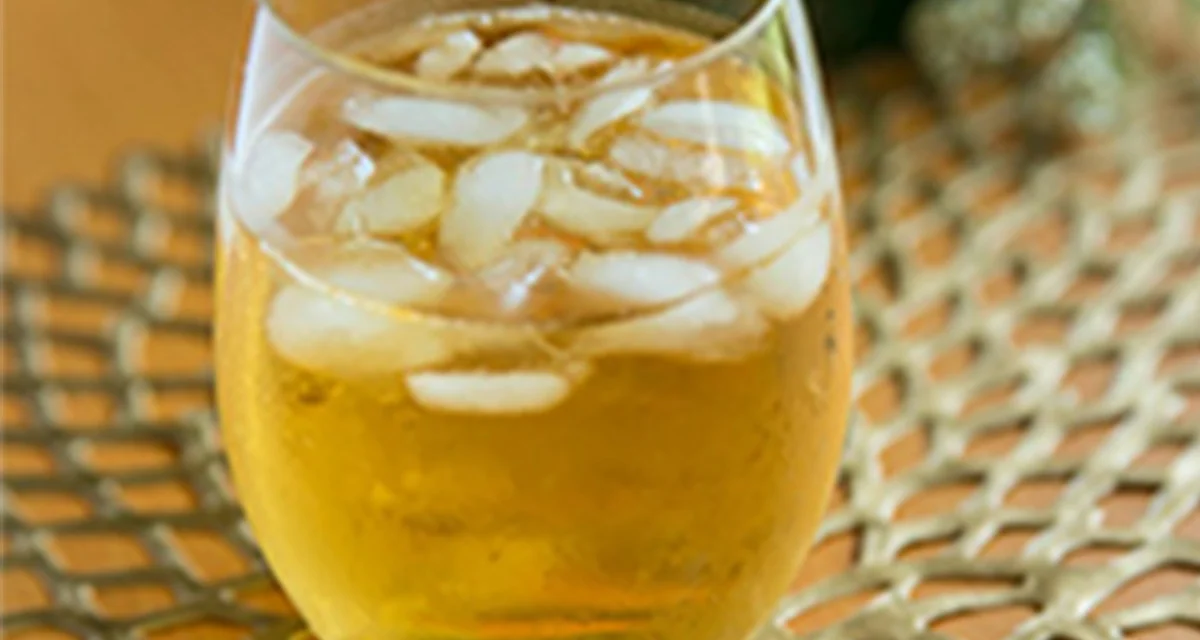 まるで紅茶！皮から作る、玉ねぎ茶