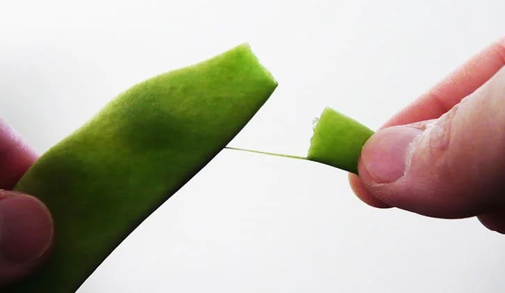 さやいんげんの筋取りをマスターする、簡単に筋を取る方法