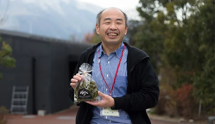 まちづくりを進める中で誕生したお茶香る「お茶のぶさんのかりんとう」