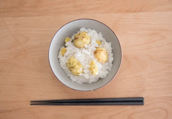 秋を味わう、栗ご飯の作り方