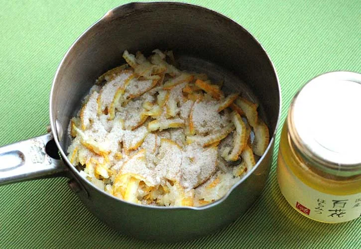 ゆず茶の仕上げ