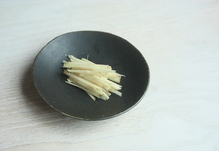 生姜の千切り