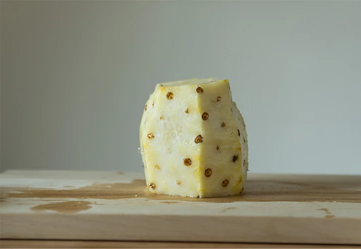 ピーチパインの皮むき完成