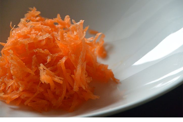 瞬間細切りサラダでにんじんおろし
