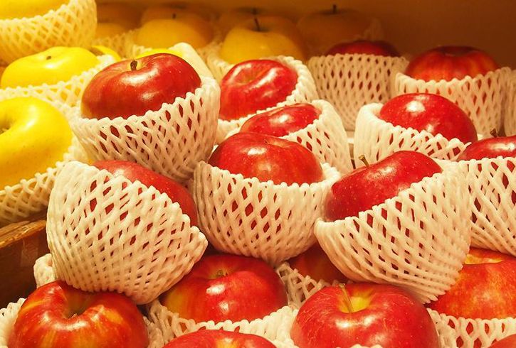 りんごの皮がべたべた