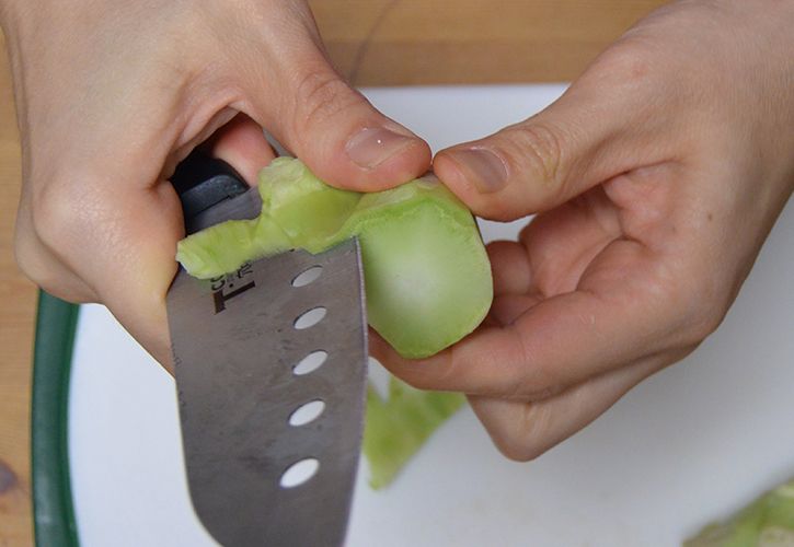 ブロッコリー茎の切り方