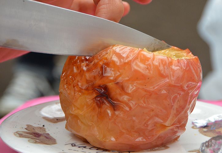 焼きリンゴカット