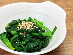 まったく違うお野菜 ほうれん草と小松菜の違い