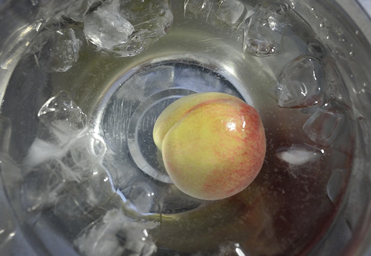 桃で作るコンポート