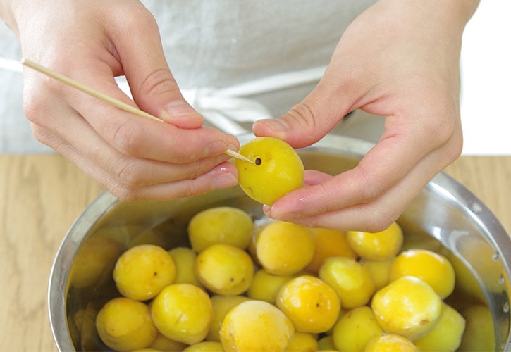 青梅の下処理