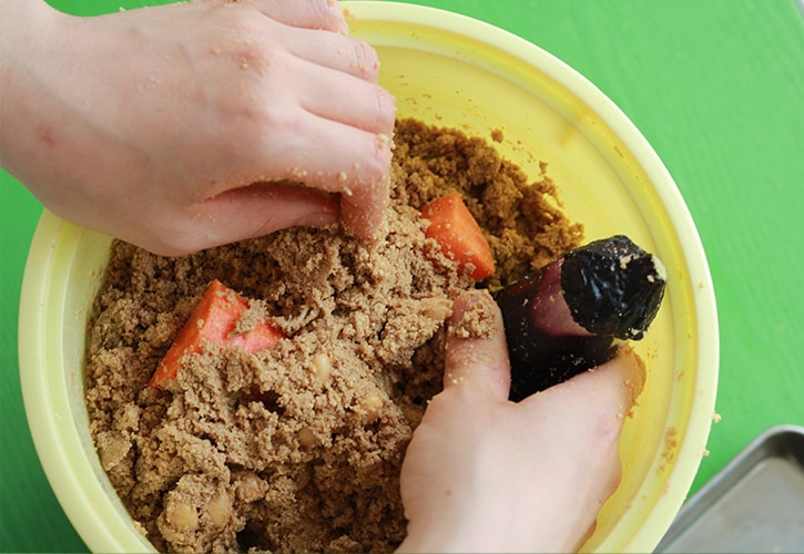 ぬか漬けを漬ける