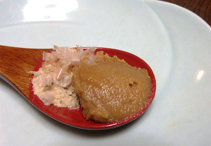 味噌玉を使って ほうれん草のお味噌汁を賢く作ろう