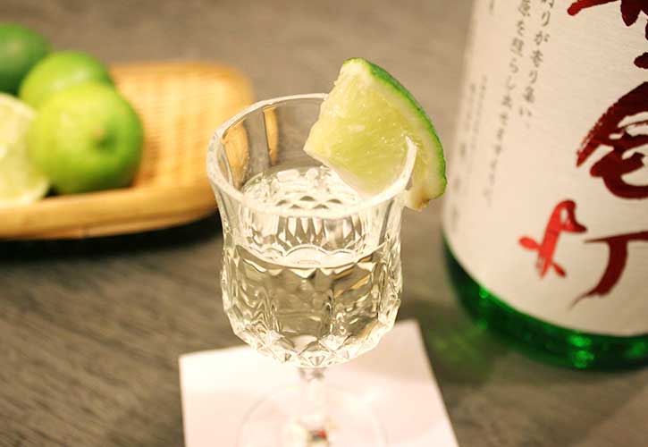 ライムと日本酒