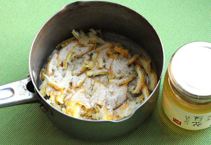 ゆず茶の仕上げ