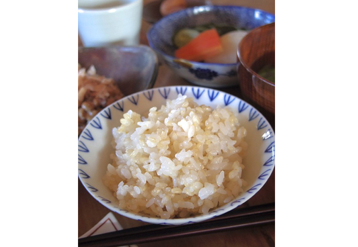土鍋で炊いたご飯で朝ご飯