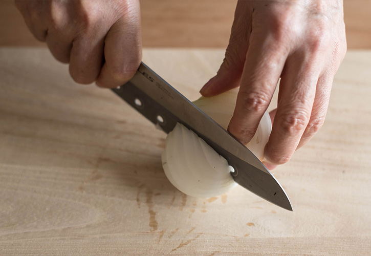 玉ねぎの櫛切り