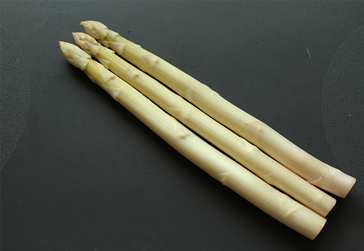 ホワイトアスパラ