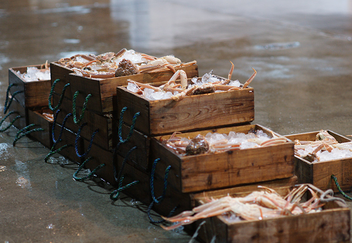 松葉ガニ箱