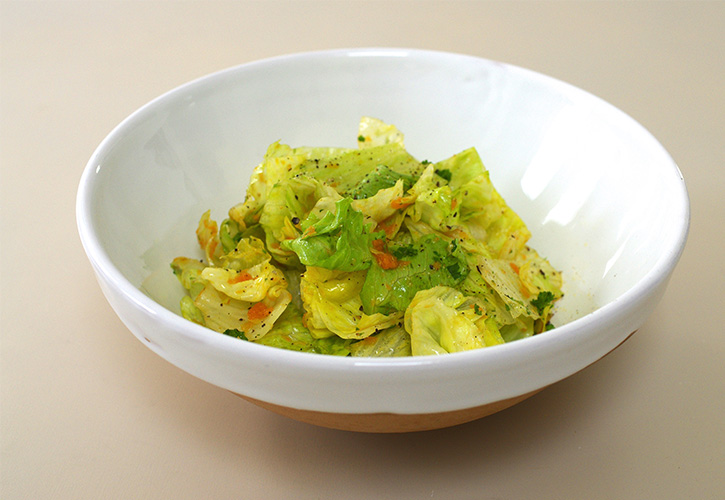 らっきょう甘酢をサラダに