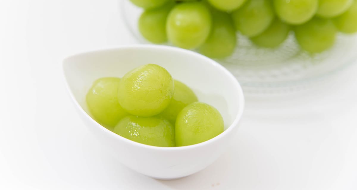 シャインマスカットは皮ごと食べれる？皮のむき方いろいろ試してみます！